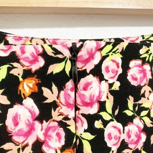 ZARA Pink Rose Print Ruched Mini Skirt - Picture 4 of 4